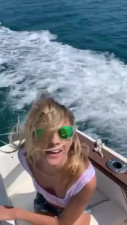 Onlyfans - Threesome On A Boat